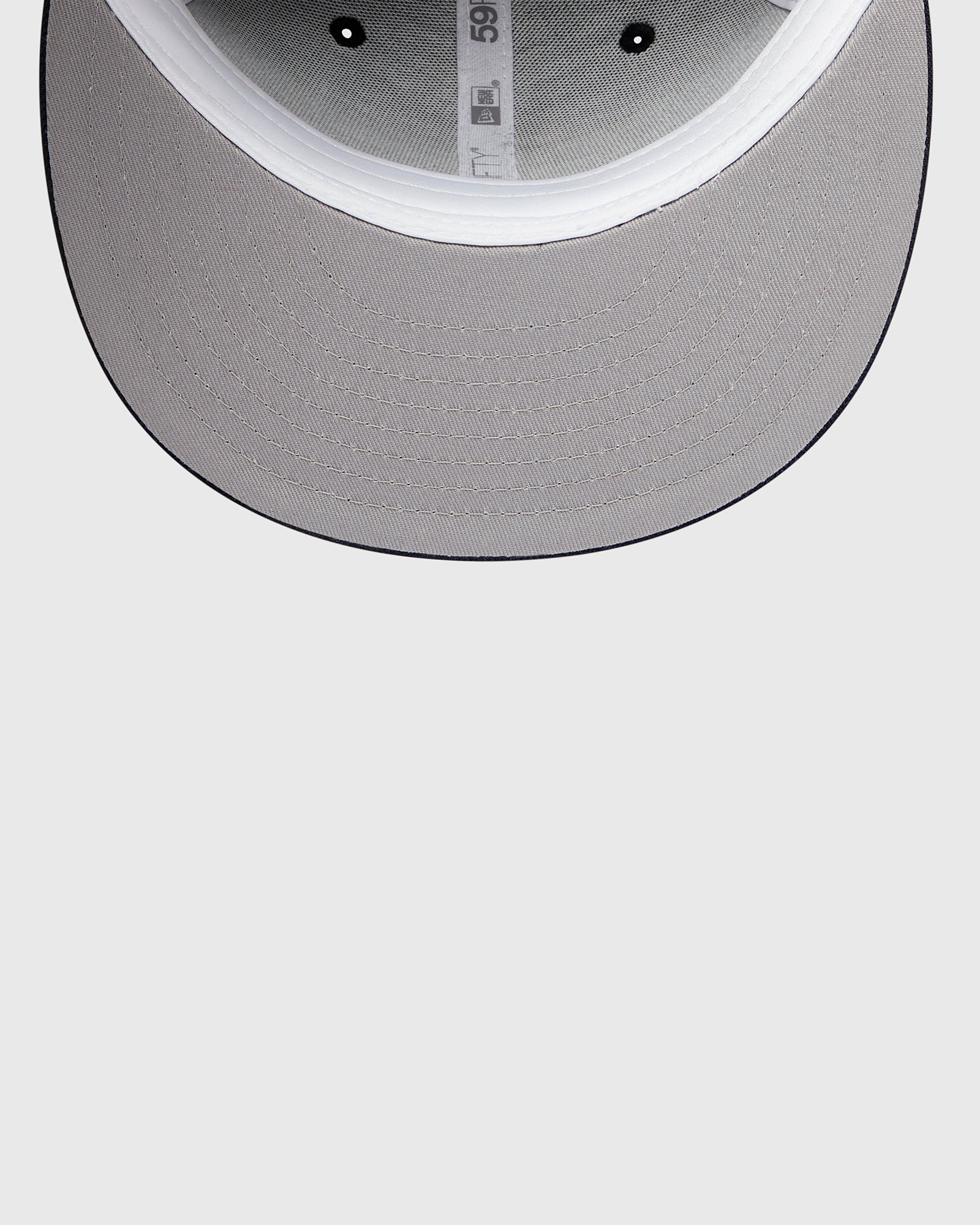 New Era Chenille Fitted Cap - Black IMAGE #6